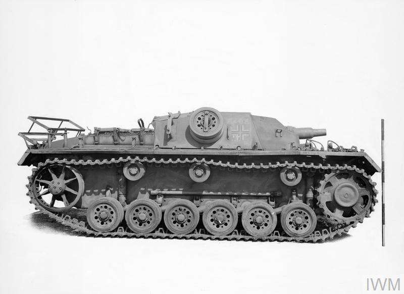 Side view of StuG III Ausf C and Ausf D